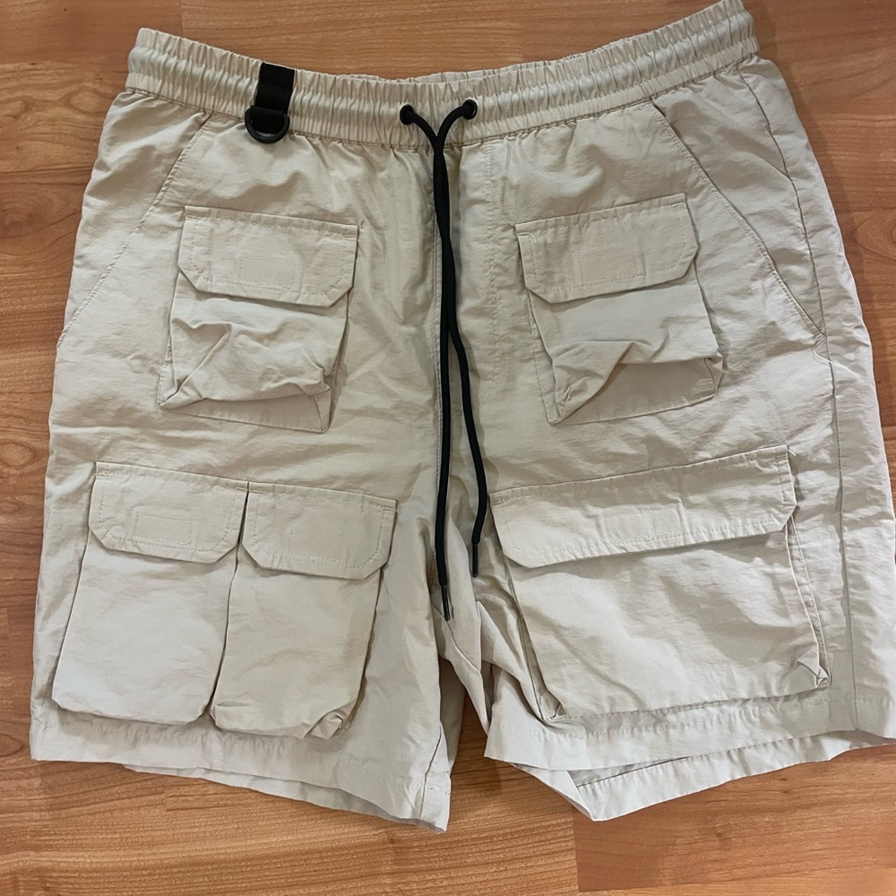 Pacsun Small Beige Cargo Shorts